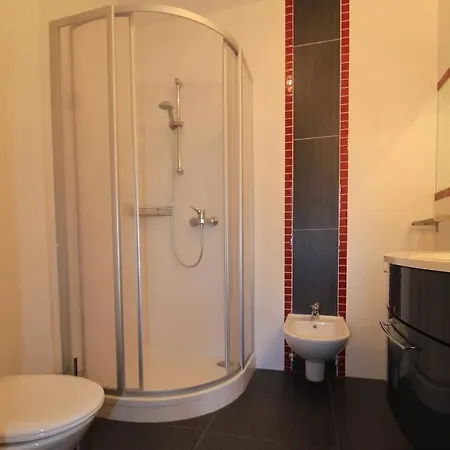 Enzian 14 - Schmuckstück Von Bad Kleinkirchheim