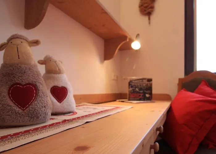 Enzian 14 - Schmuckstueck Von *